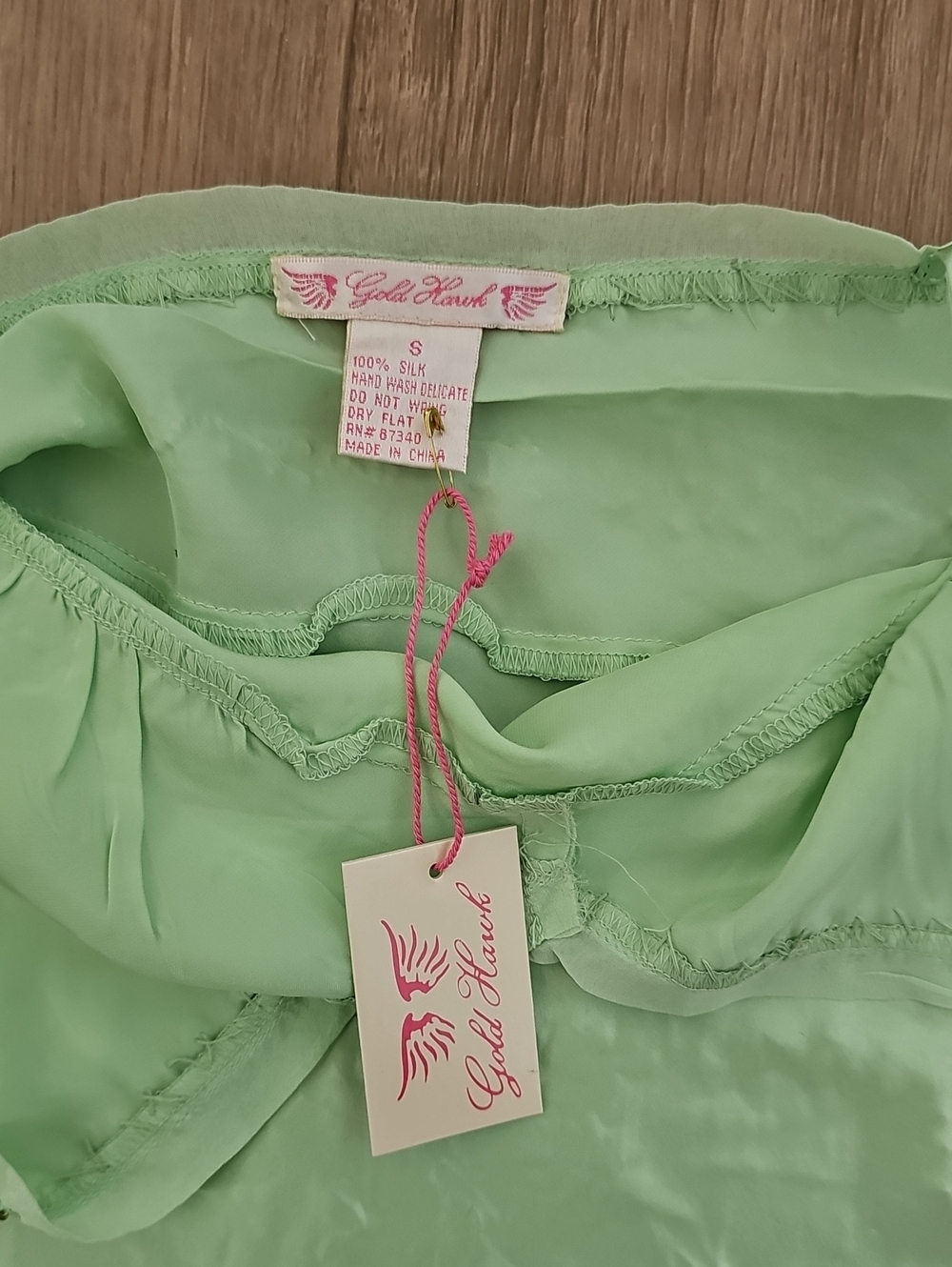 Gold Hawk Light Green Embellished Lace-Trim Camisole 100% Silk Size Small - Picture 3 of 5